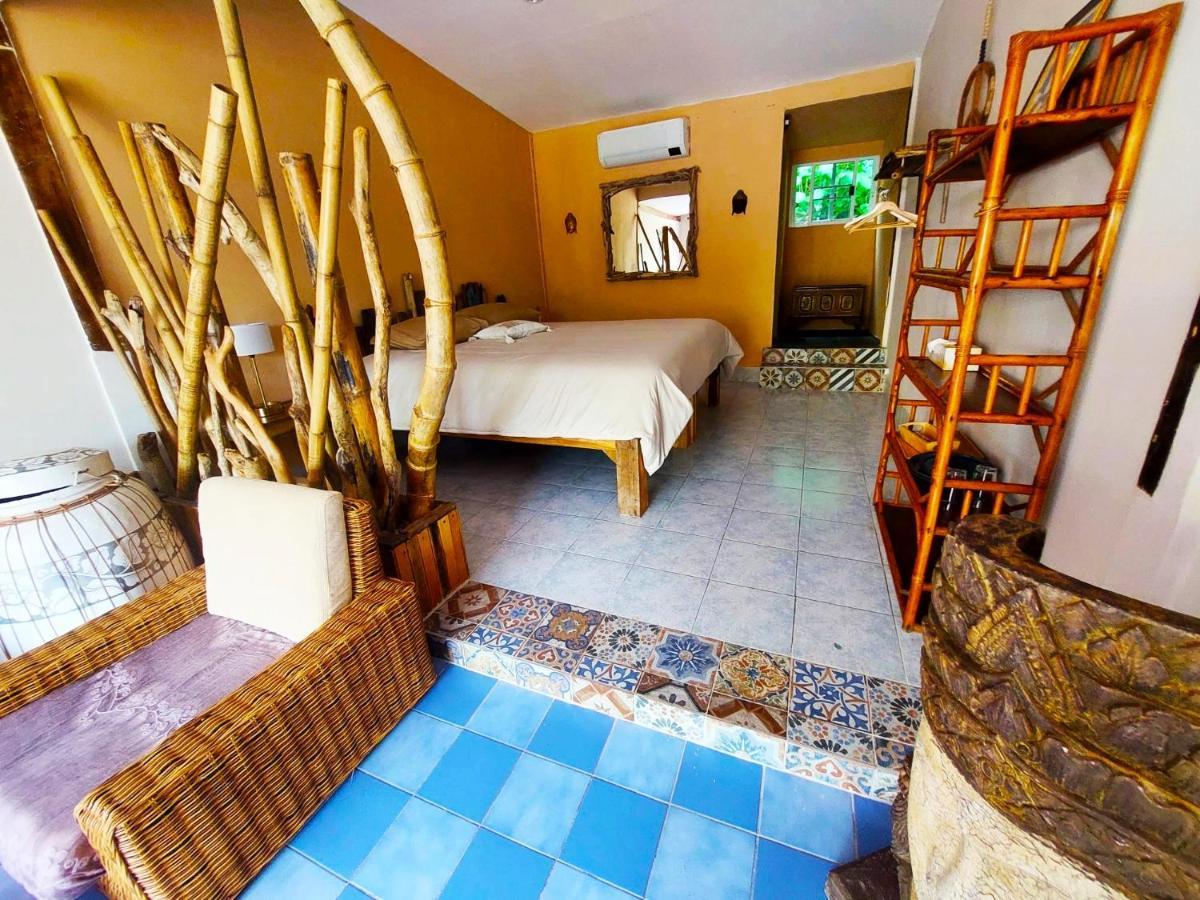Отель Baan Sikhao Yanui Rawai Экстерьер фото